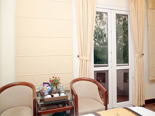 Huyen Chau Hotel Hanoi Exteriör bild