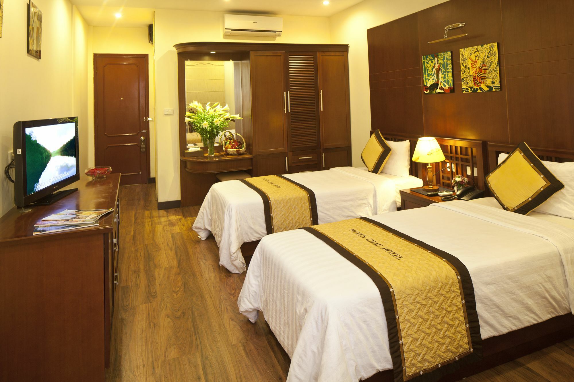 Huyen Chau Hotel Hanoi Exteriör bild